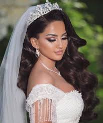 Frisuren 2020 Hochzeitsfrisuren Nageldesign 2020 Kurze Frisuren Long Hair Wedding Styles Bride Hairstyles Trendy Wedding Hairstyles