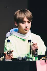 Fansign Yeouido 4 5 2019 Lee Know Kids Pictures Stray