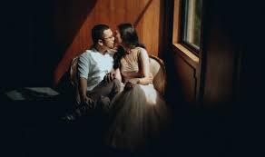 Dengan menfasilitasi segala hal yang dibutuhkan untuk pemotretan. Morden Wedding Photography In Jakarta Bridestory Com