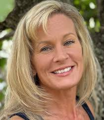 Shannon Graham's Instagram, Twitter & Facebook