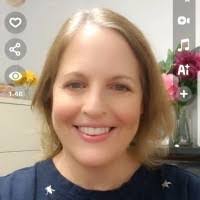 Julia Ramey's Instagram, Twitter & Facebook