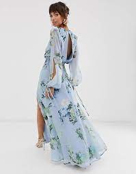 Abiti da sera raffinati, versatili e trendy. Asos Design Vestito Grembiule Lungo Da Cerimonia A Fiori Asos