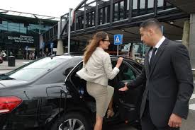 Taxi Booking Amsterdam Brings A Safe Mode To Travel Taxi Amsterdam Taxi Cab