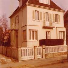 this is the house elvis rented in bad nauheim germany elvis presley army elvis presley family elvis presley house