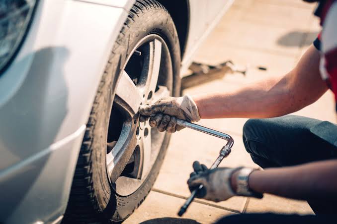 Tyre and Wheel Service at Sai Automobile