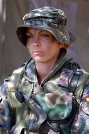 صور بنات في الجيش قويات وجميلات Military Women Military Girl Army Girl