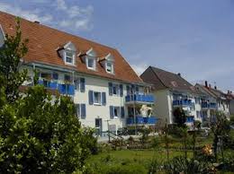 Bei immoscout24 gibt es eine grosse auswahl von wohnungen zu vermieten. Seit Uber 95 Jahren Kompetenter Ansprechpartner In Sachen Wohnungswirtschaft In Freiburg Gundelfingen Teningen Und Waldkirch Heimbau Breisgau Eg Stefan Meier Str 157 79104 Freiburg Tel 49 761 38558 0 Fax 49 761 38558 11 Info Heimbau