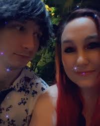 Vikki James's Instagram, Twitter & Facebook