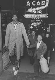 When challenged, wilt could do almost anything he wanted. A Giant Shadow Did Wilt Chamberlain Have A Son Sports Illustrated