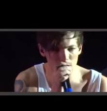 Harry Sings Hopelessly Devoted to Lou