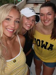 Goooooo Hawks!!!!💛💛💛💛💛