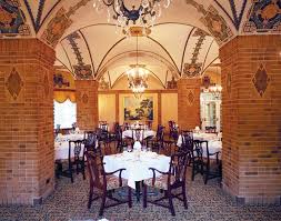 almadiːna almʊnawːara), commonly simplified as madīnah or madinah (arabic: Medinah Country Club Williams Architects