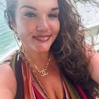 30+ "Robyn Nichols" profiles