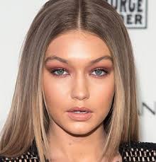 Gigi Hadid Sac Rengi Bronde Sac Rengi Nasil Yapilir Sac Rengi Sac Sac Rengi Fikirleri