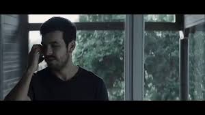 Préda 2019 teljes film online magyarul képzeld el, hogy egy hatalmas hurrikán tart a szüleid háza felé, és apád egyik pillanatról a másikra már nem veszi fel a mobilját. Felhok Folott 3 Meterrel 3 Youtube