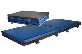 Angefangen von standard matratzen bis hin zu weichlagerungsmatratzen, allergikermatratzen, matratzen zur vorbeugung von rückenschmerzen, usw. Neue Sturzmatte Fur Pflegebetten Erfolgreich Getestet