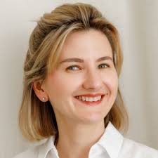 Two years ago I started my MBA journey at DCU Business School and I'm  delighted to say that today marks the culmination of this journey.