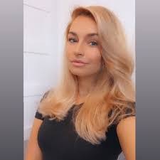 Leeanne Shepherd's Instagram, Twitter & Facebook