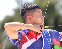 湯智鈞在東奧個人射箭首輪碰上越南選手阮黃飛宇(nguyen hoang phi vu)，最終湯智鈞以7比1奪勝，闖進32強後，將要碰上學長魏均珩，上演「台灣內戰」。 。(東京奧運,東奧射箭,湯智鈞) Zltmgcd6iylp8m
