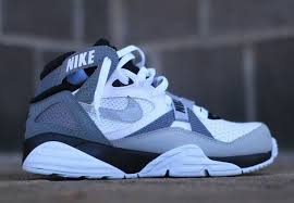 Black And Gray Bo Jackson Sneakers Nike Air Trainer 91 White Grey Black Sneakernews Com Sneakers Men Fashion Nike Free Shoes Nike Air Max Trainers