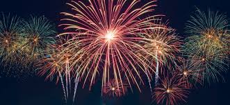 De nombreux feux d'artifices vont être tirés en ardèche à l'occasion de la fête nationale, notamment les 03, 06, 13 et 14 juillet 2021. Pourquoi Il Y A T Il Un Feu D Artifice Le 14 Juillet