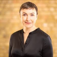 Maribel Roth's Instagram, Twitter & Facebook