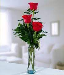 Simple Elegant Three Red Roses Same Day Flower Delivery Flower Arrangements Beautiful Roses