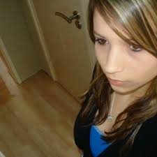 michelle willems (@ellehcimsmelliw)