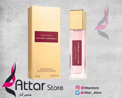 Narciso Rodriguez Rose Musc Hair Mist عطر زهري شرقي مسك شعر لـ النساء تتكون م قدمته من الورد والزعفران وقلب العطر الفل Women Perfume Perfume Mists