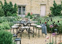 Well built & easy to clean. Boscombe 6 Seater Black Metal Granite Round Garden Table Neptune