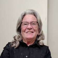 😳 They said my life would be a nightmare. But here I am — living my dream.  🎨 I'm an artist, an entrepreneur, and an official Olympic Games 2026  artist. Hi, I'm