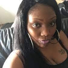 Christy Loggins's Instagram, Twitter & Facebook