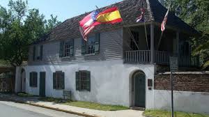 American colonial architecture dates back to the 1600s, originating during the colonial period of the united states. American Colonial Architecture Hisour Hi So You Are