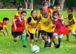 De hecho, los juegos de educación física fomentan valores que son difíciles de trabajar en otros. Como Puede Una Pelota Cambiar Las Vidas De Los Ninos Unicef Connect