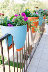 Luckily, railing planters will be the coolest idea to rock, they will save all the possible space and greet you with blooming flowers and green plants. 15 Balcony Planter Ideas To Save Some Space Shelterness