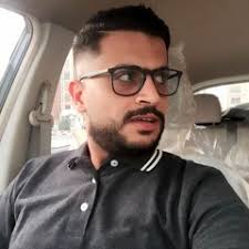 Listen to El Moghany By Mohammed Mounir