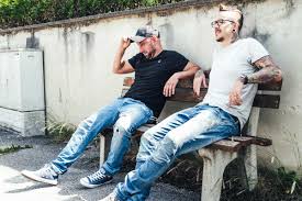 C#5 c#5 b5 a5 g#5 oiso lossens mi in ruah, i dats jo wissen waunns so is. Seiler Und Speer Bandbeschreibung Mitglieder Konzerte Tickets