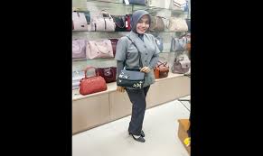 2,483 likes · 6 talking about this. Diskon 30 Persen Di Elizabeth Radar Depok