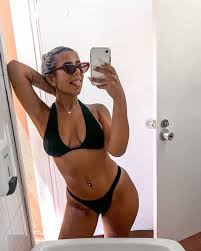 Entre várias revelações, o ator confessou que já gravou um filme pornográfico. Concorrente De Big Brother A Revolucao E Amiga De Diogo Carmona Atualidade Sapo Lifestyle