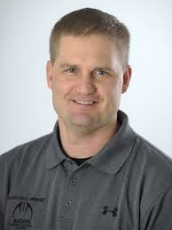 Storm sign Riggs to 3-year extension