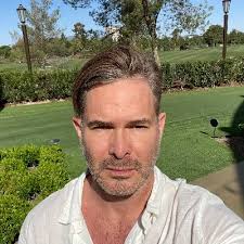 Bronson van Wyck บน X: "HARD (HAT) LIVIN' 🏗🔨🚧 Looking for the foreman