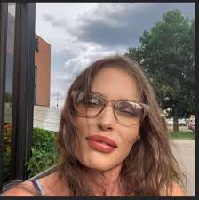 Who remembers being taken as a child to a “chicken pox party”? Lol. When  one kid caught the chicken pox, every kid was invited to get this out of  their kids system?