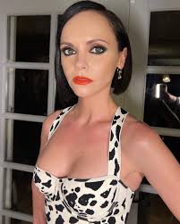 See Christina Ricci Channel Cruella In A Low Cut Dress