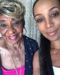 Deborah Speights's Instagram, Twitter & Facebook