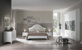 Le camere da letto moderne colombini sono camere matrimoniali ideate con eleganza e raffinatezza per tutte quelle coppie che desiderano la giusta febal casa ha definito per la propria collezione di camere matrimoniali una linea notte dal lifestyle elegante e sofisticato in grado di far dialogare la. Camere Da Letto Bianche Ecco 45 Esempi Di Design Mondodesign It