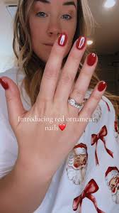 Uñas Con Perlas Rojas