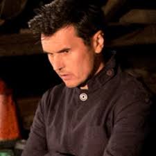 Robert Hackett (@RobertHackett1)