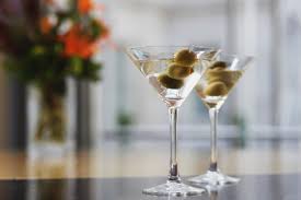 Types Of Glassware Every Home Bar Needs The Manual