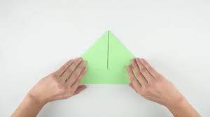 This guide shows you how to make paper hatswatch this and other related films here: 3 Ways To Make A Paper Hat Wikihow