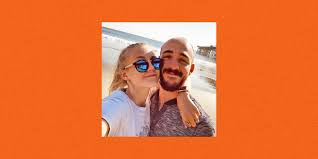 Parents say fiancé brian laundrie's 'silence is reprehensible'; 1wruzfewdcnzcm